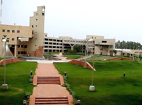 Delhi Technological University