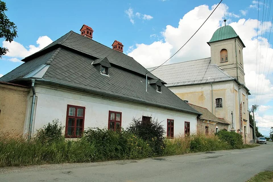 Dlouhá Lhota