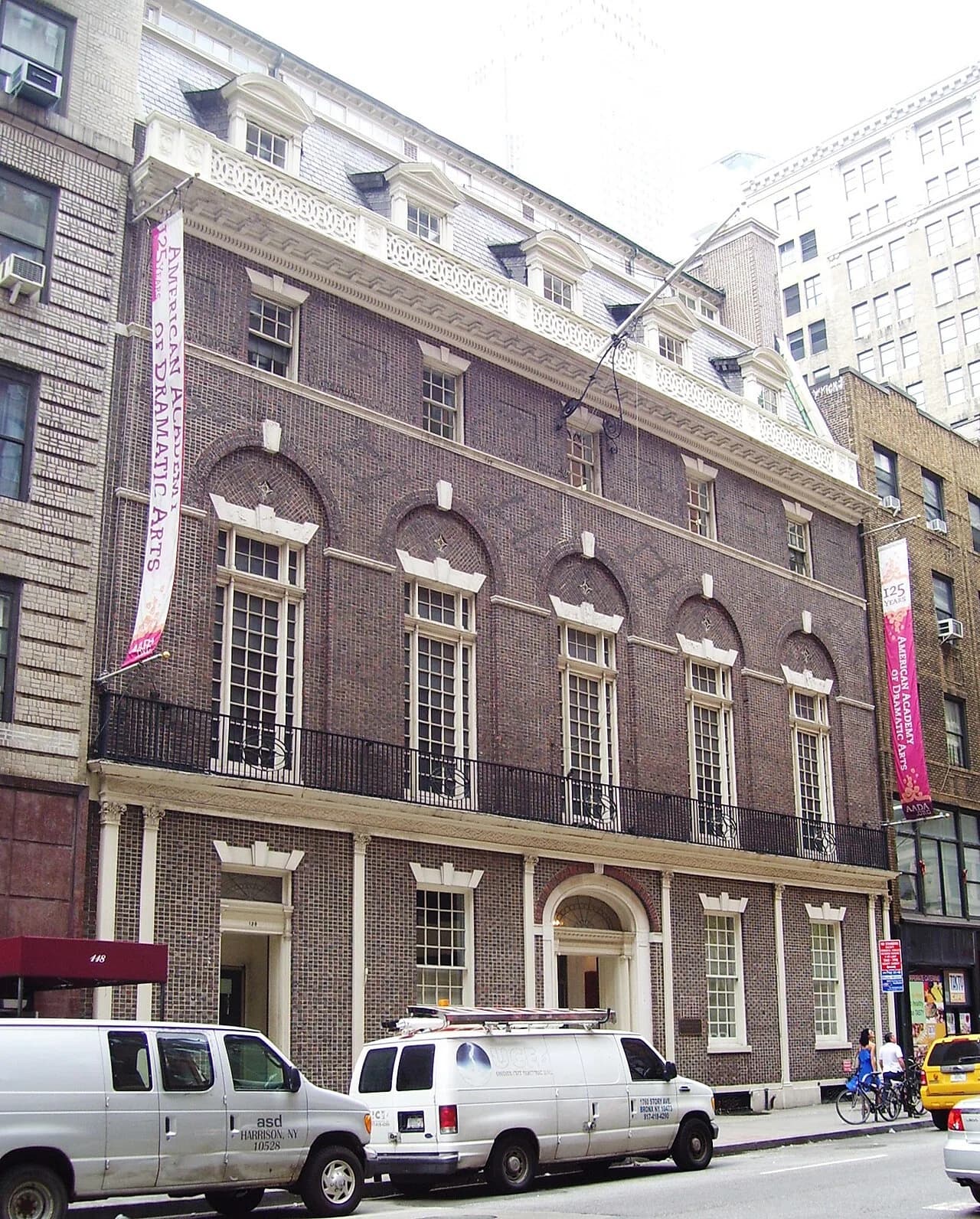 American Academy of Dramatic Arts