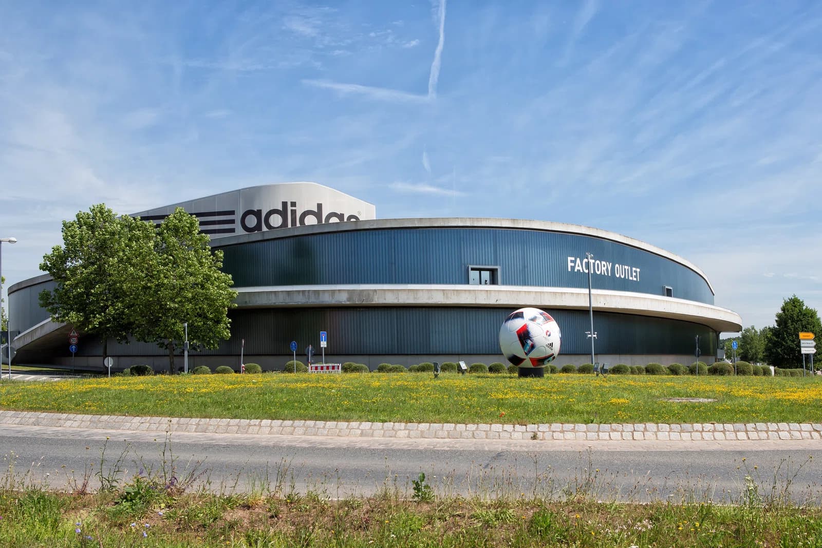 Adidas AG