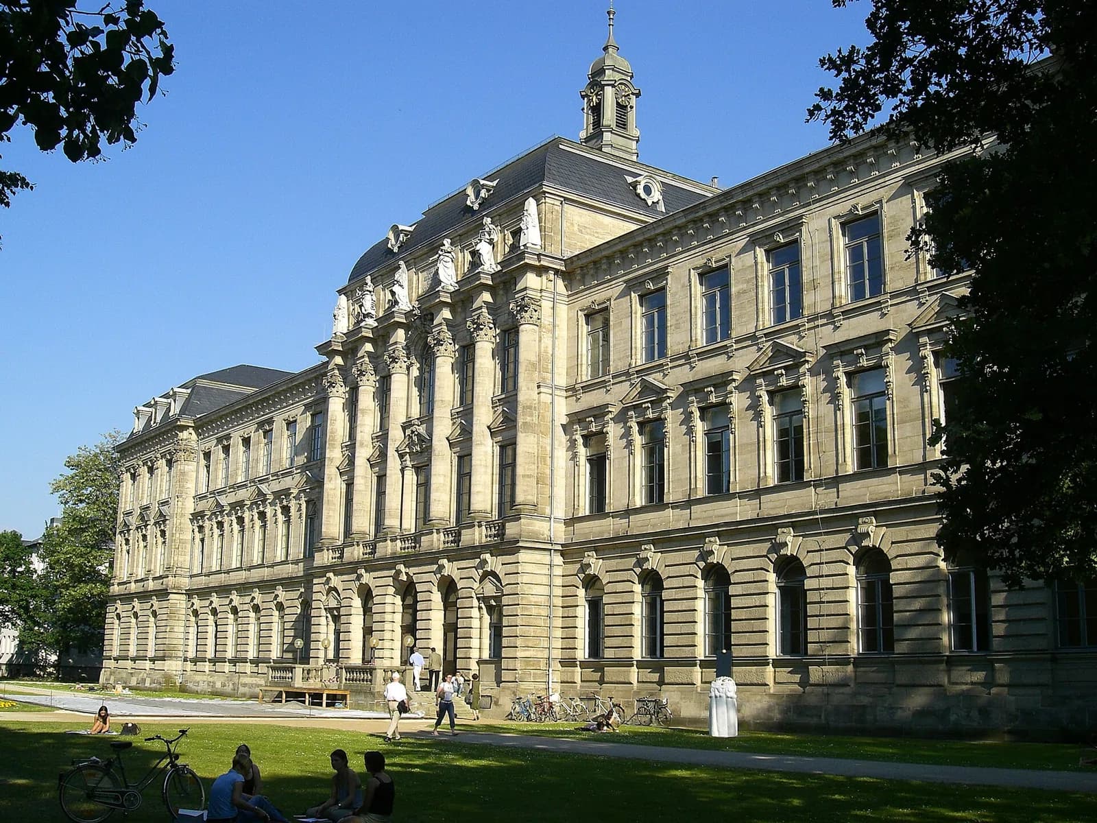 Friedrich-Alexander-Universität Erlangen-Nürnberg
