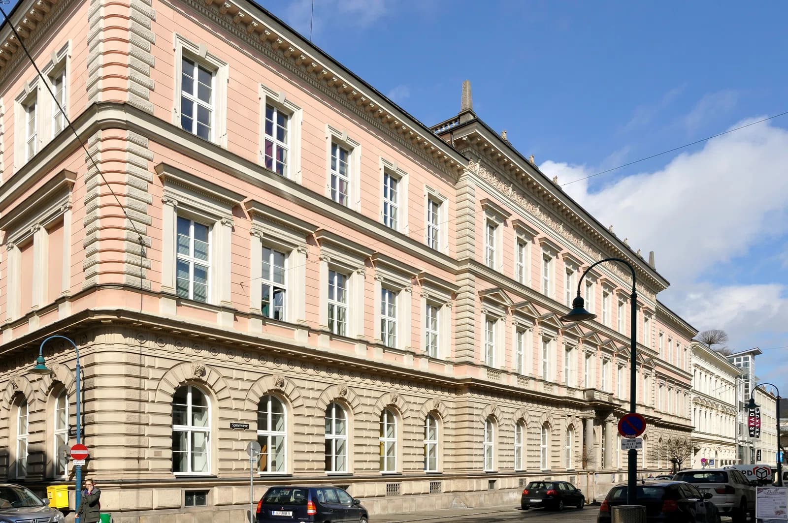 Akademisches Gymnasium