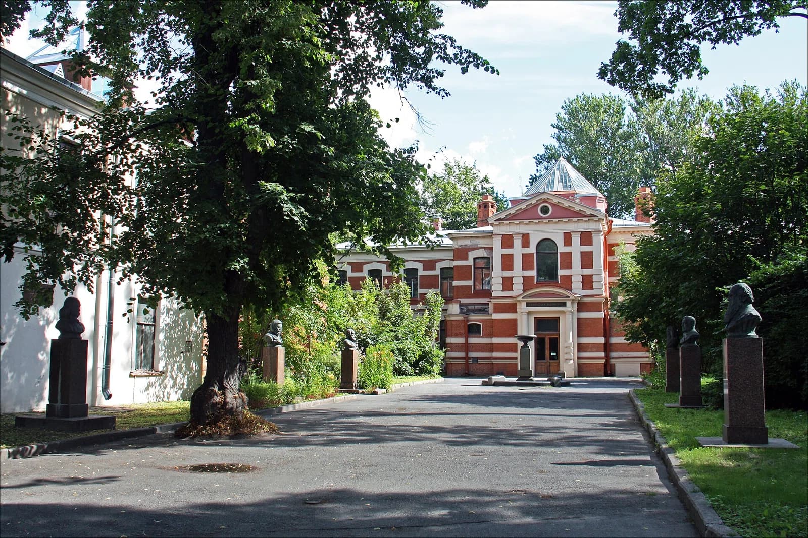 Institute of Experimental Medicine