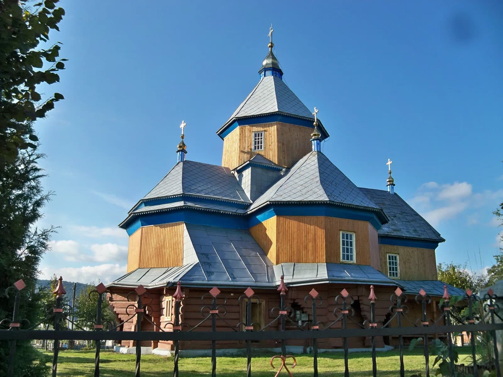 Nyzhnie Synovydne