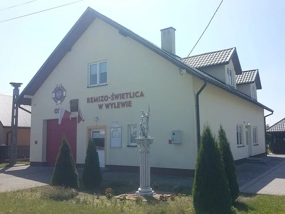 Wylewa