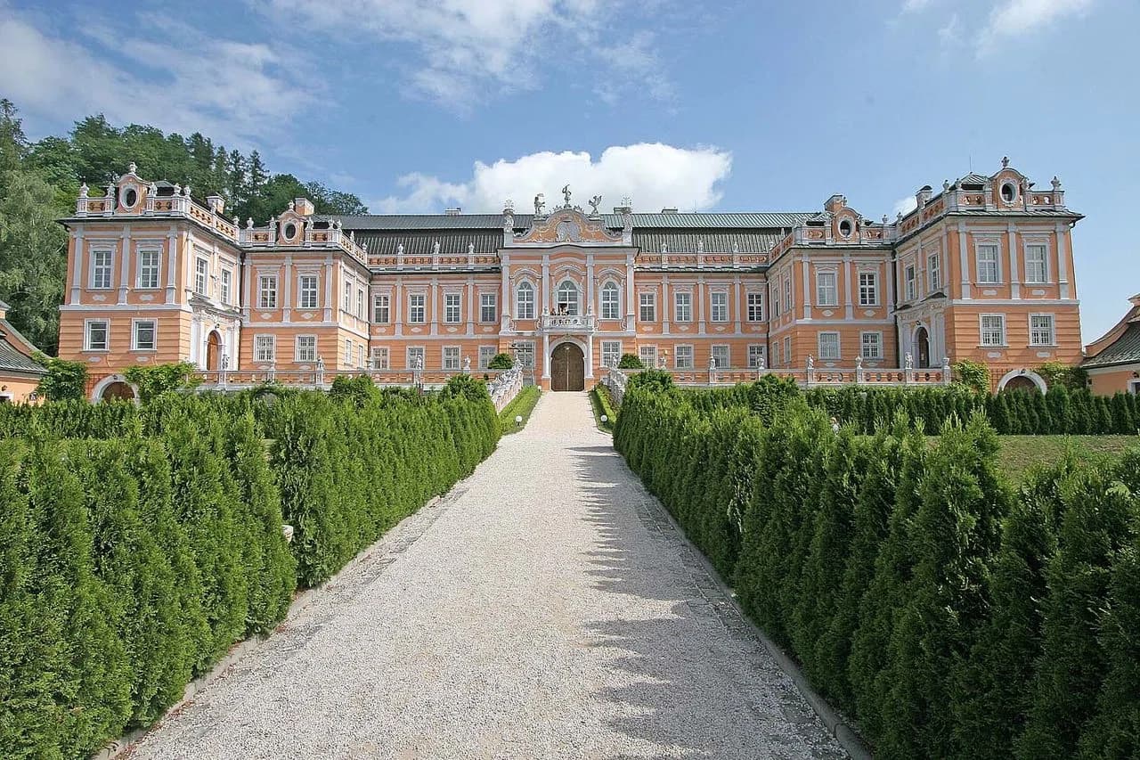 Nové Hrady Castle