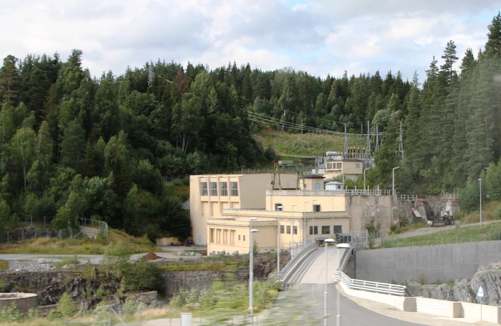 Åmot