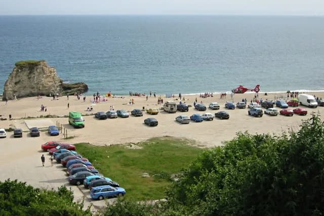 Carlyon Bay