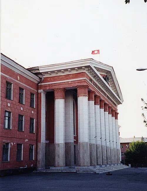 Staatliche Universität Osch