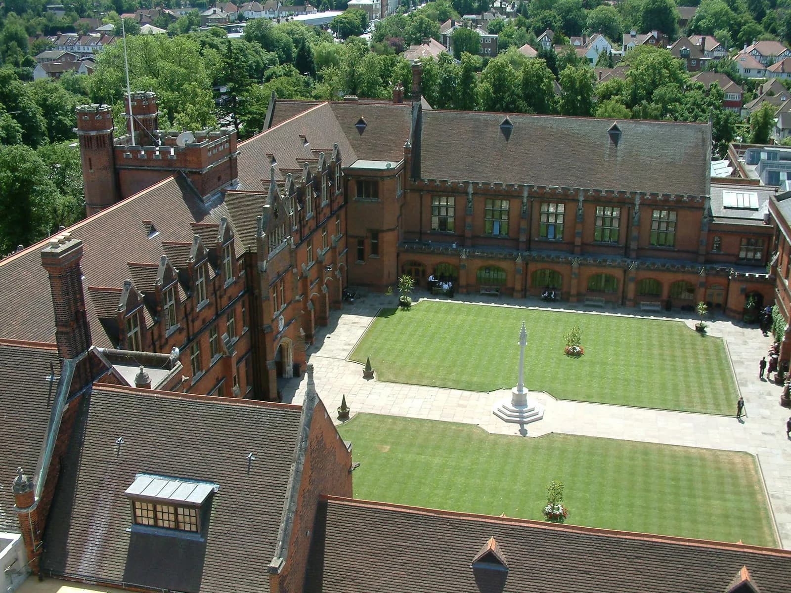 Bancrofts School