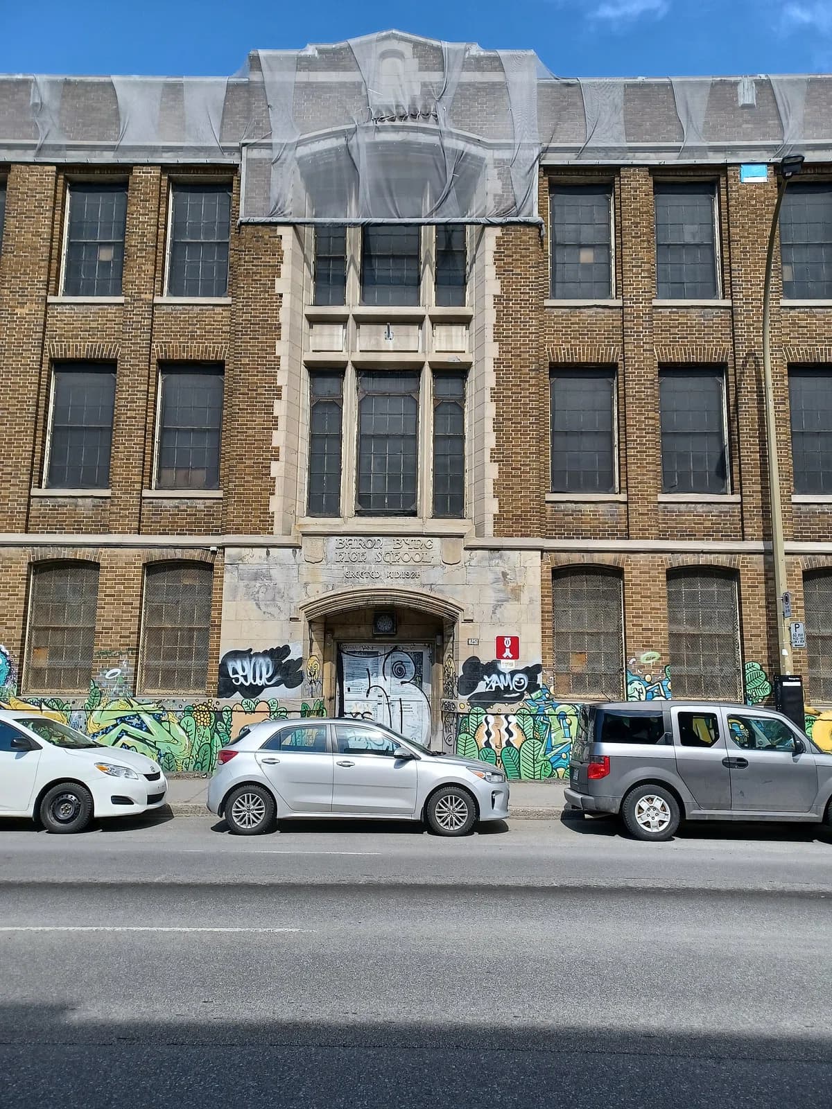 Baron Byng High School