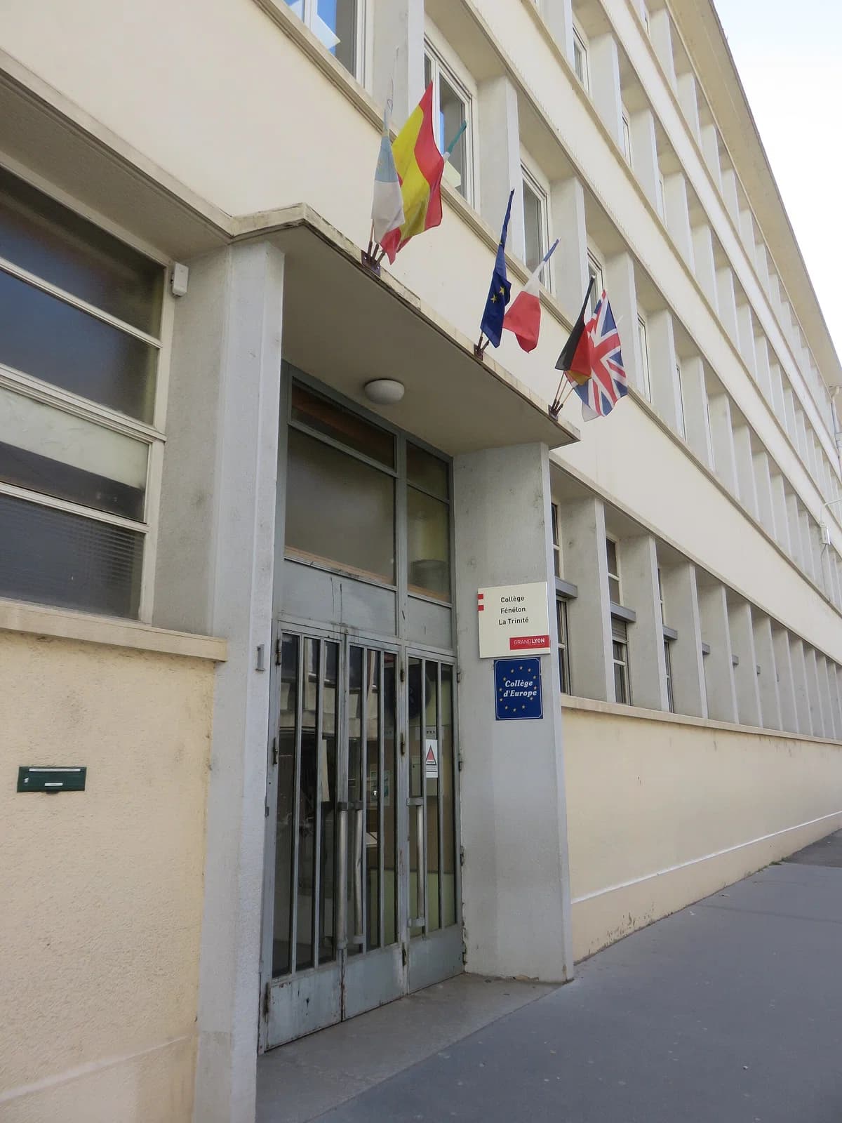 Fénelon - La Trinité School