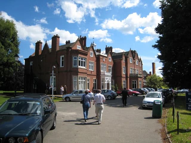 Bishopshalt School