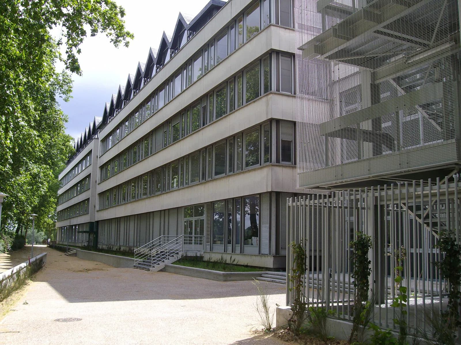 Tours University