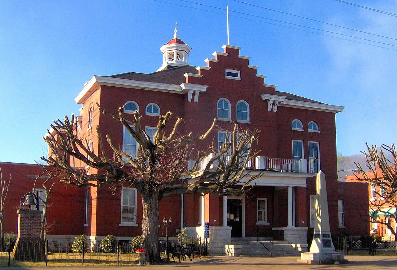 Trousdale County