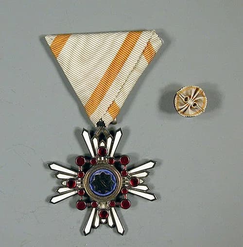 Order of the Sacred Treasure, 5th Class