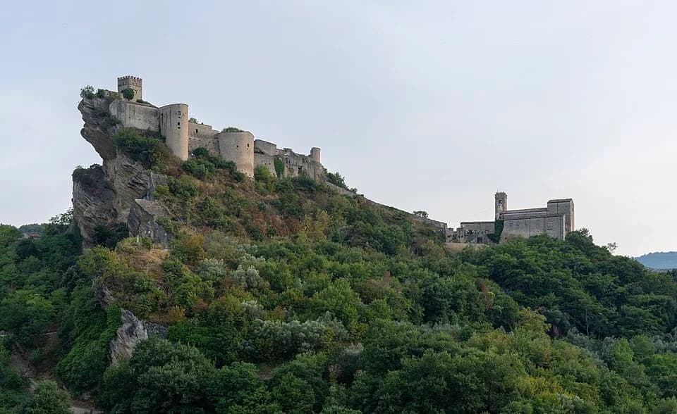 Roccascalegna