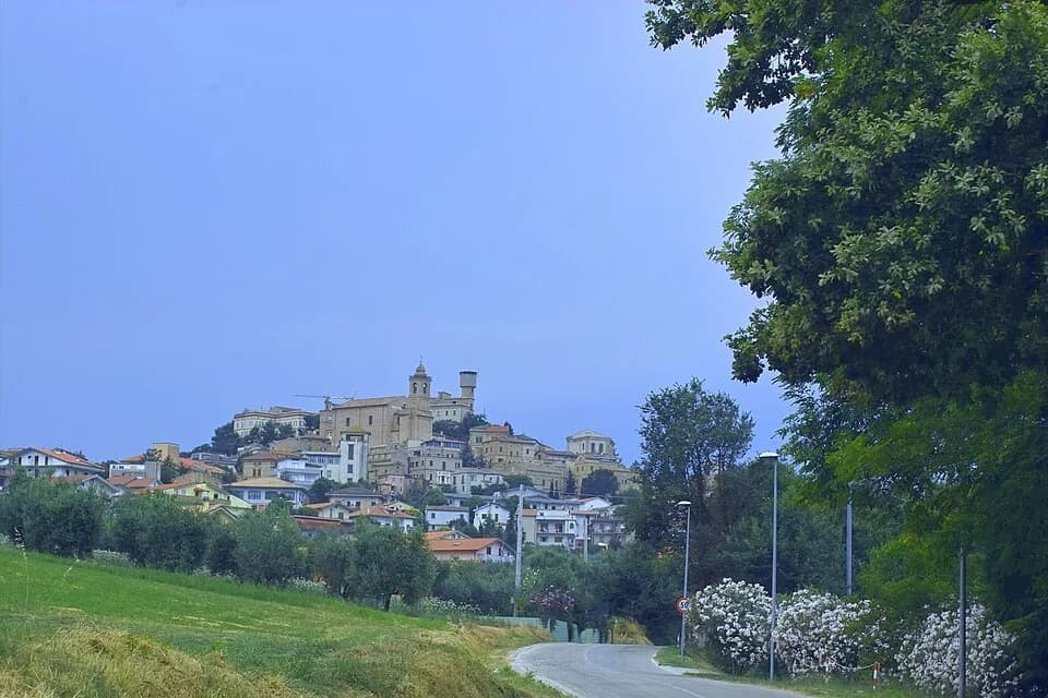 Colonnella
