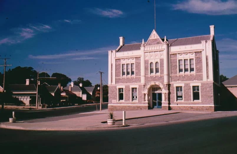 Angaston