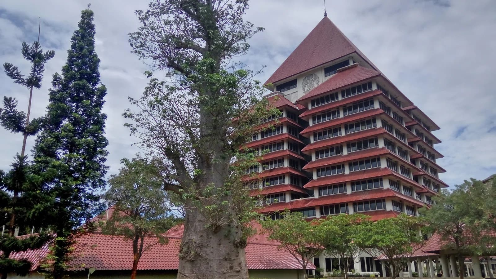 Universität Indonesia