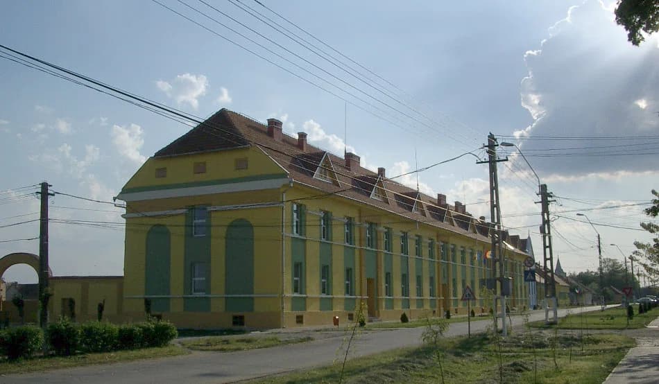 Comloșu Mare