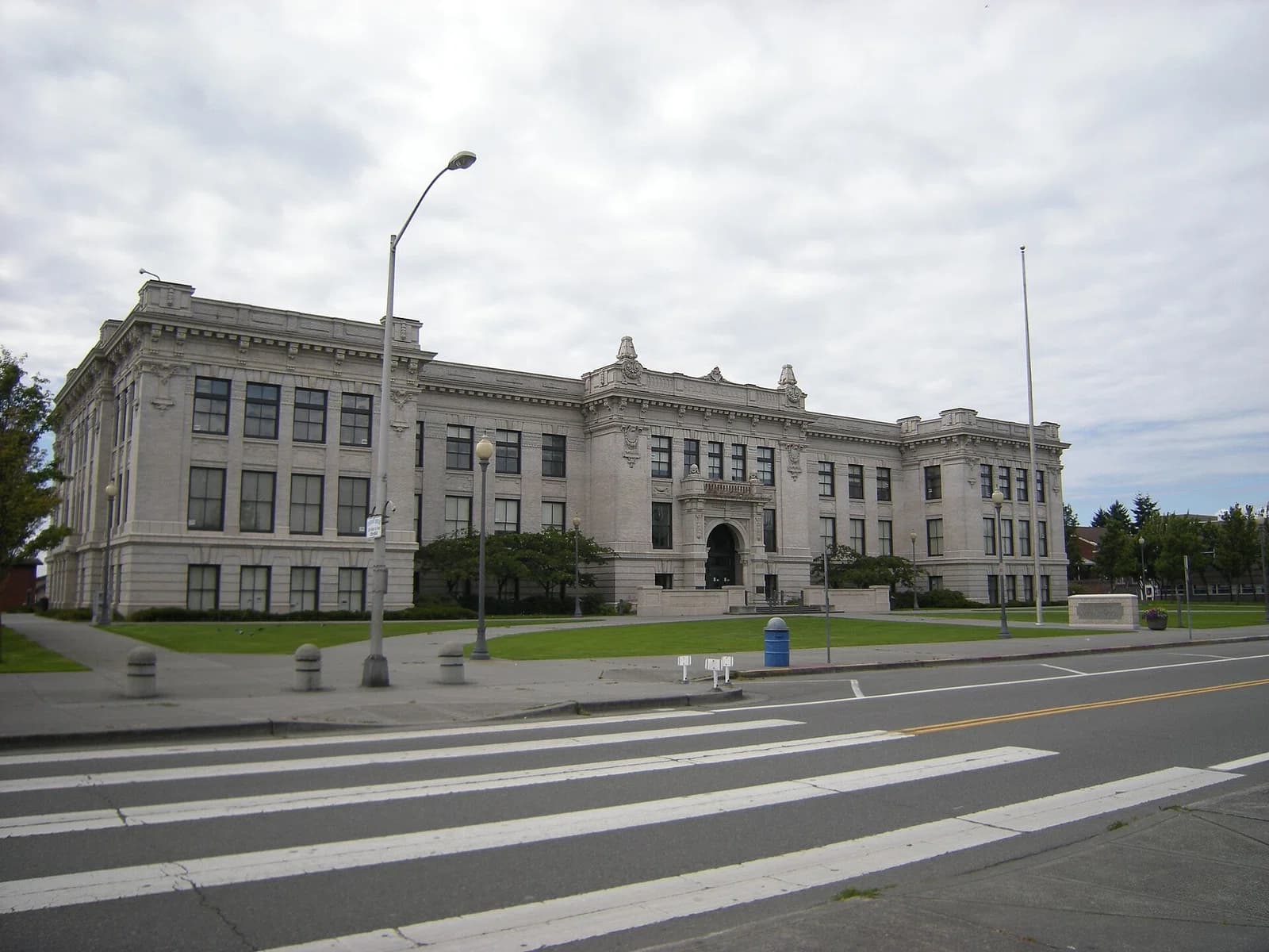 Everett High School