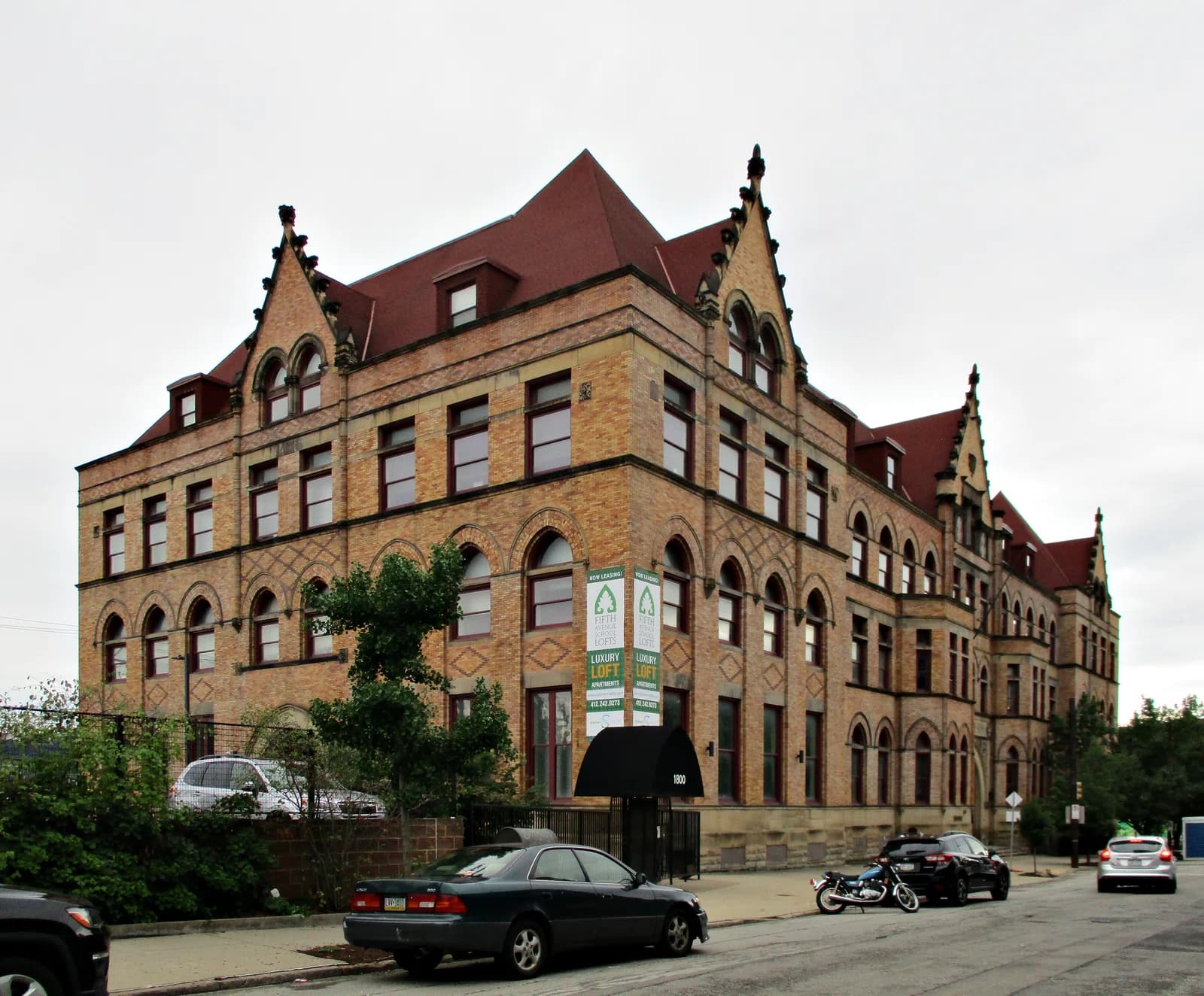 Fifth Avenue High School