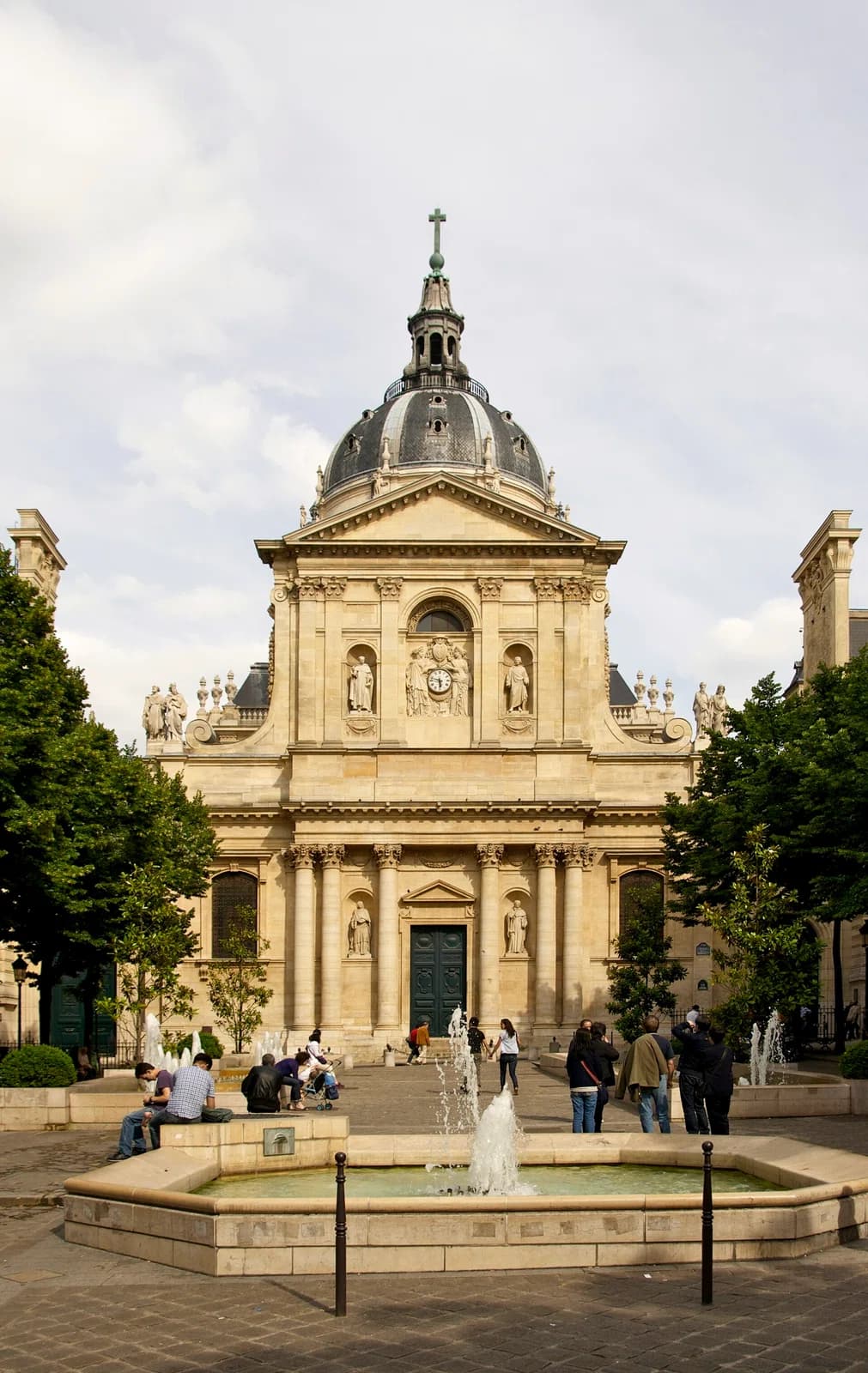 Universität Paris IV