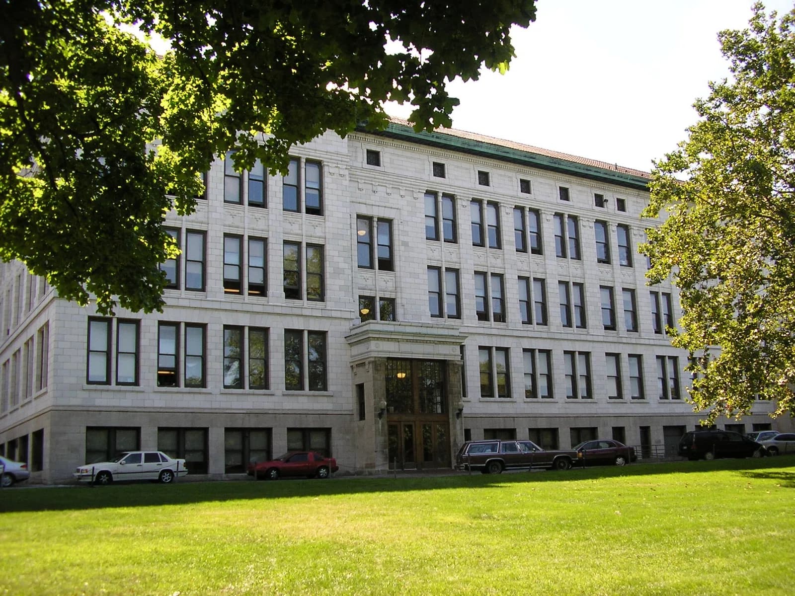 Fosdick-Masten Park High School
