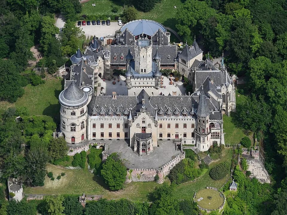 Schloss Marienburg