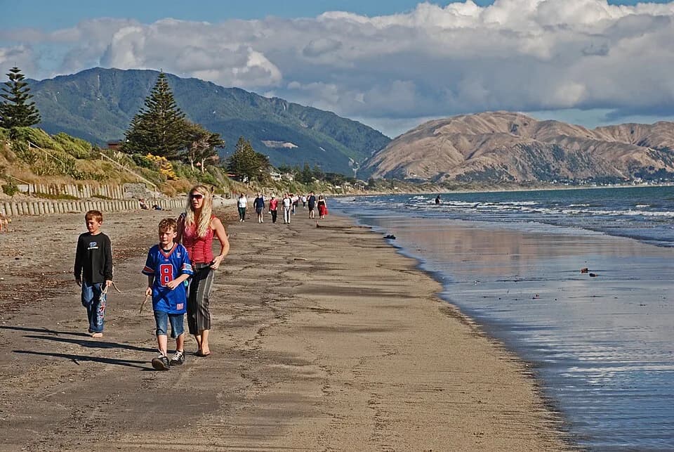 Raumati Beach