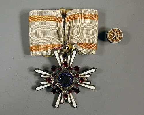 Order of the Sacred Treasure, 3rd class