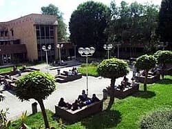 Universität Pau