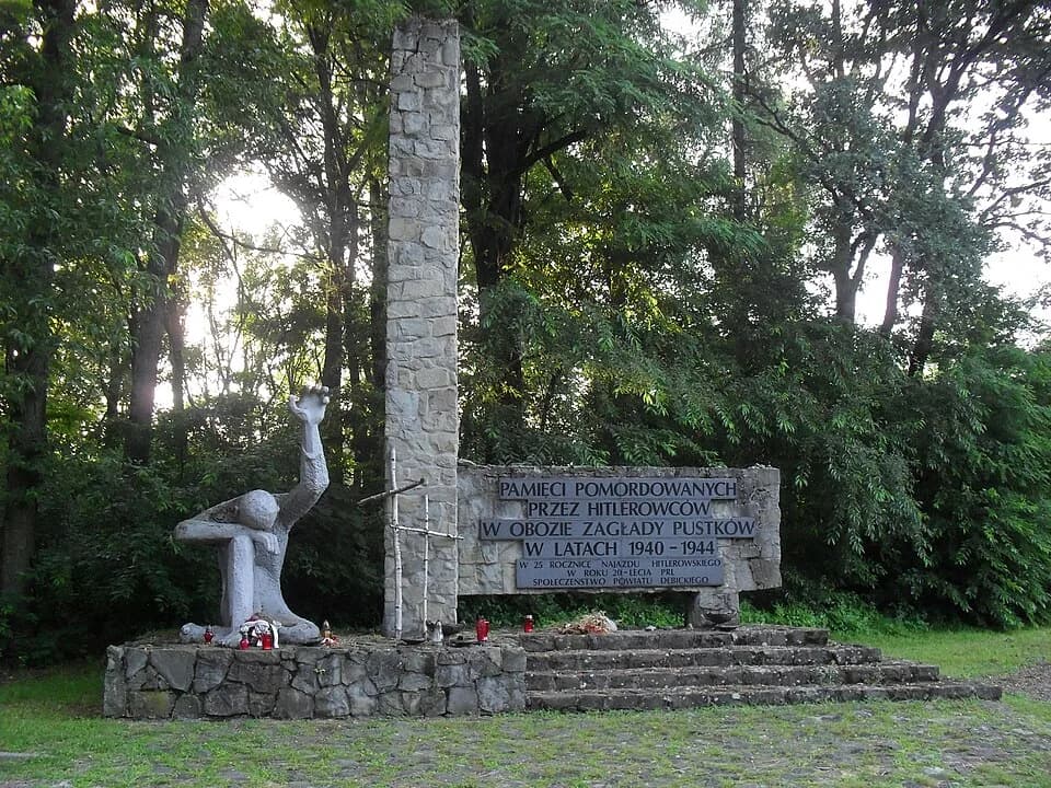 Pustków