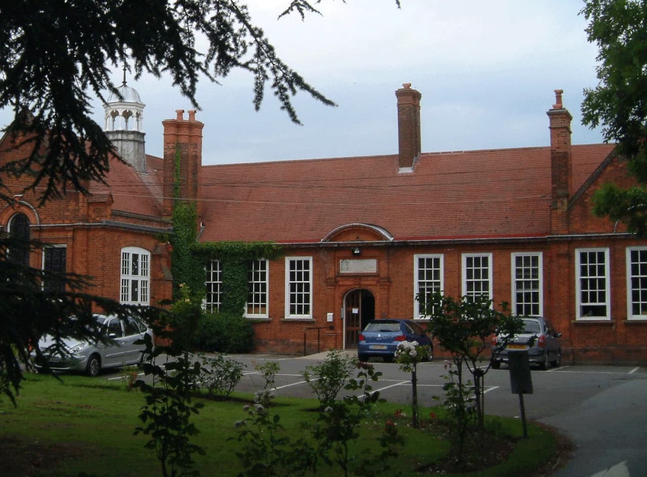 Hitchin Boys' School