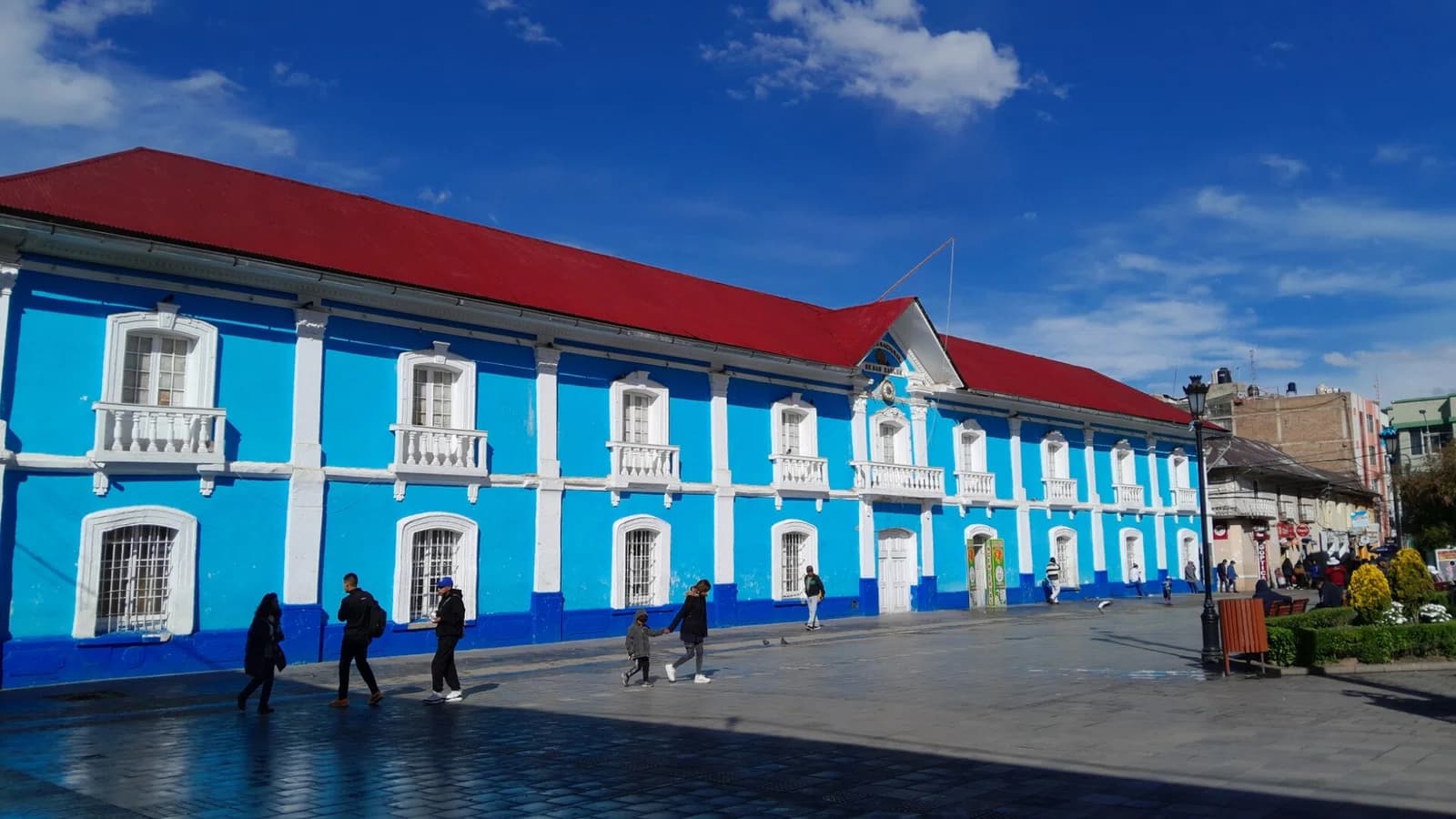 Glorious National School of Saint Charles