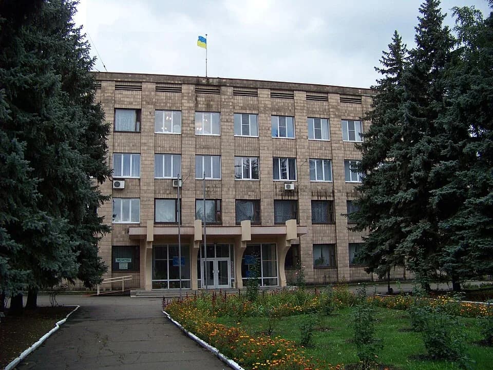Yasynuvata Raion