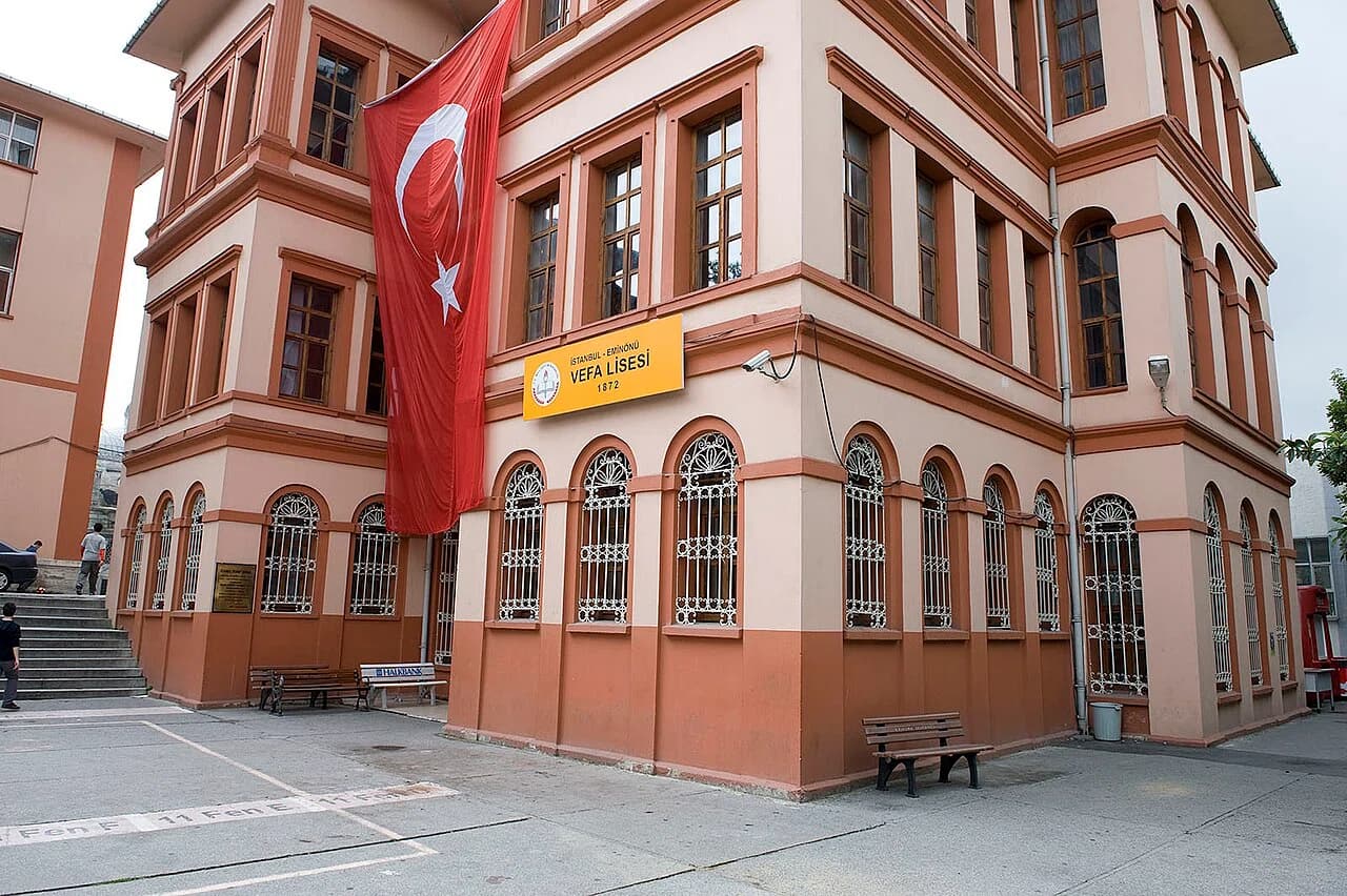 Vefa High School