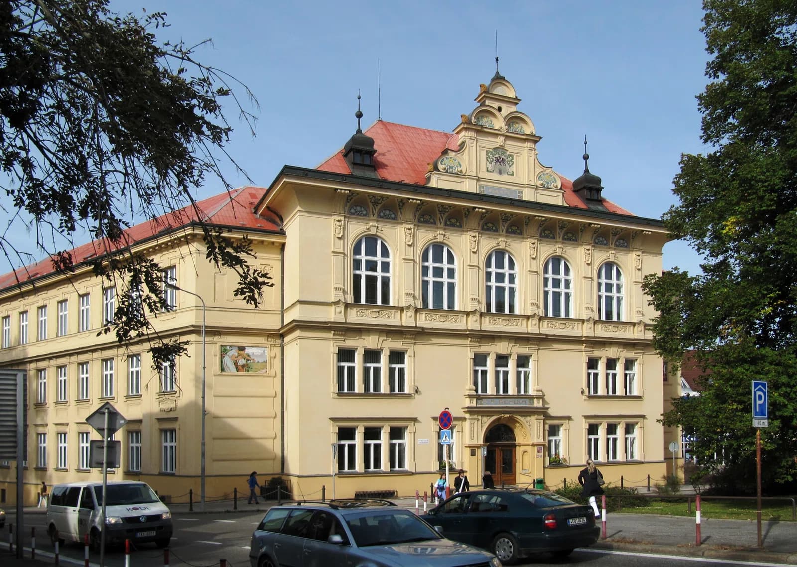 Gymnázium Pierra de Coubertina
