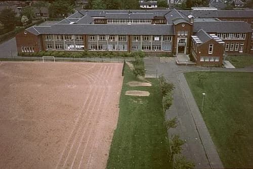 Lenzie Academy