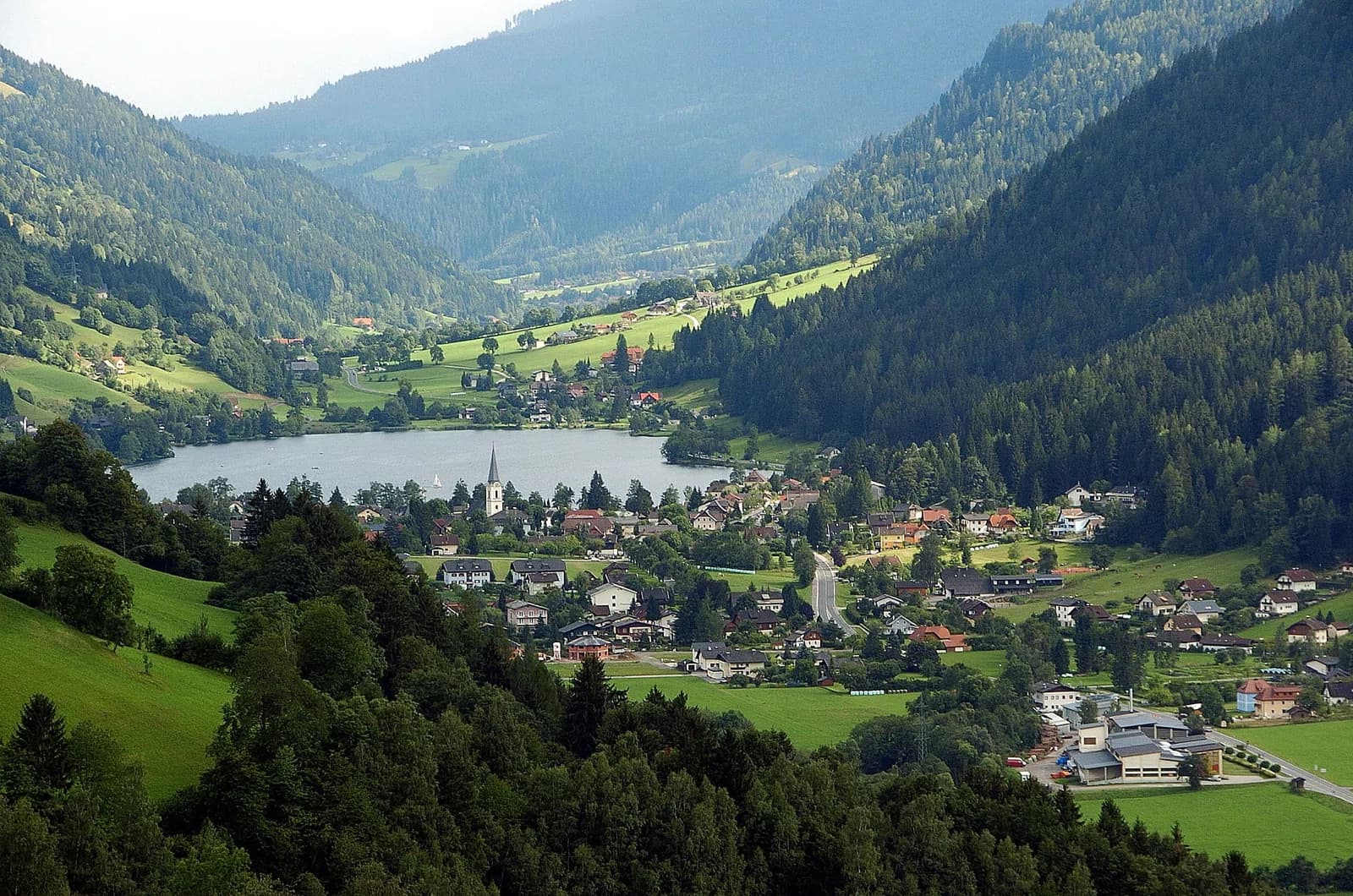 Feld am See