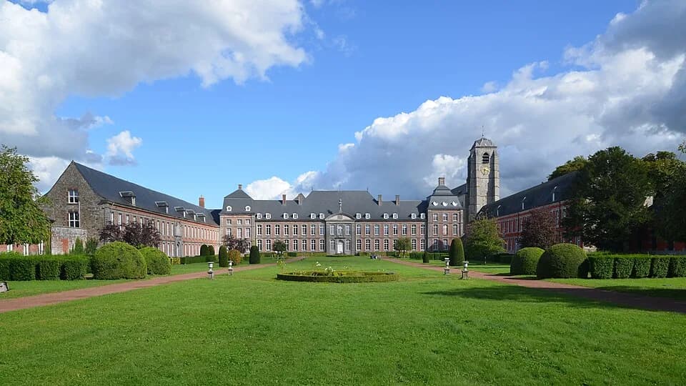 Estinnes