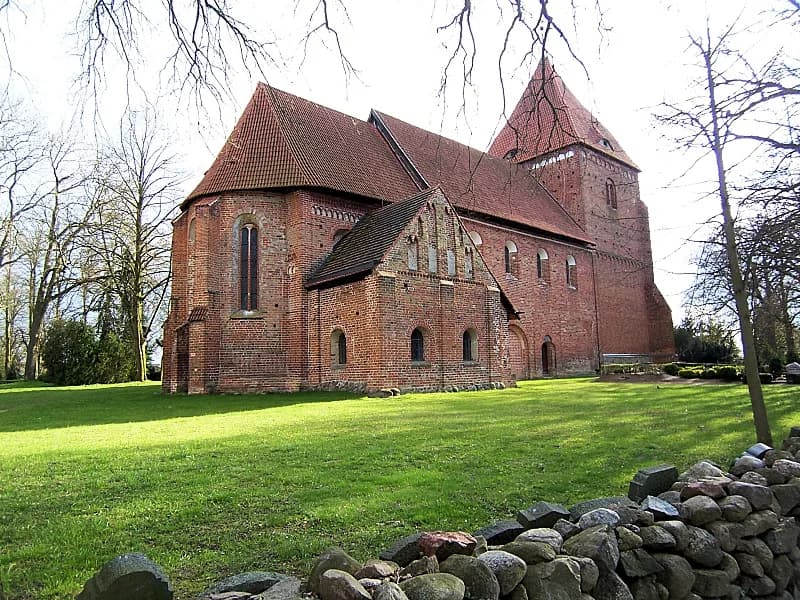Lübow