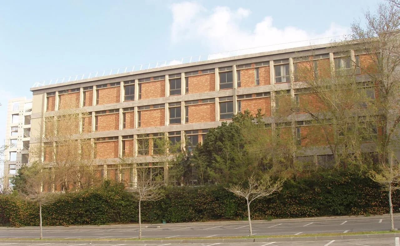 School of Law and Economics (Tel Aviv)