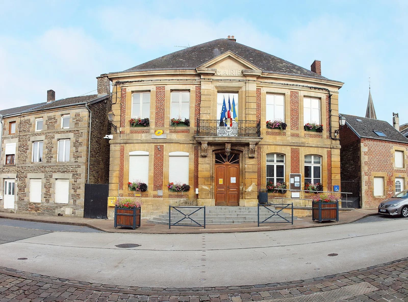 Les Mazures