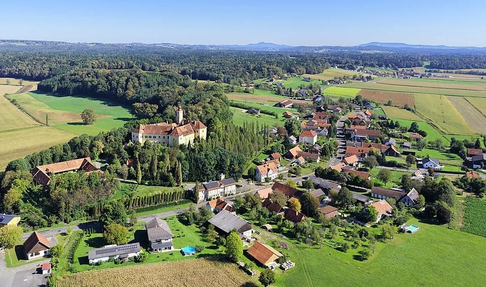 Weinburg am Saßbach