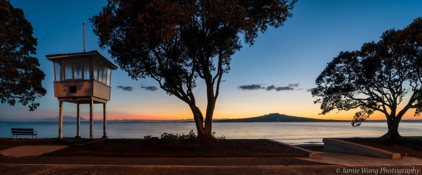Narrow Neck