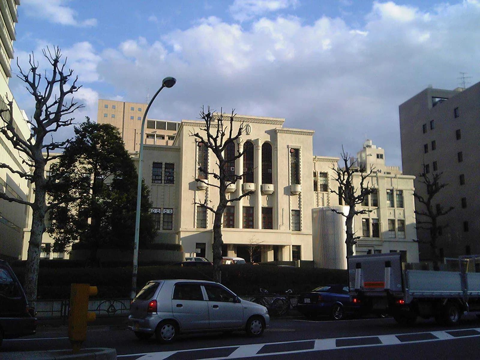 Nishi-Shinbashi