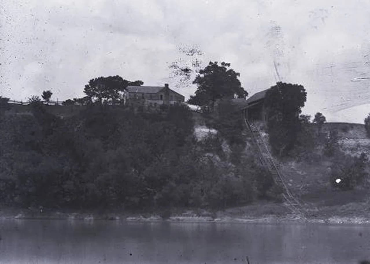 Prairie Bluff