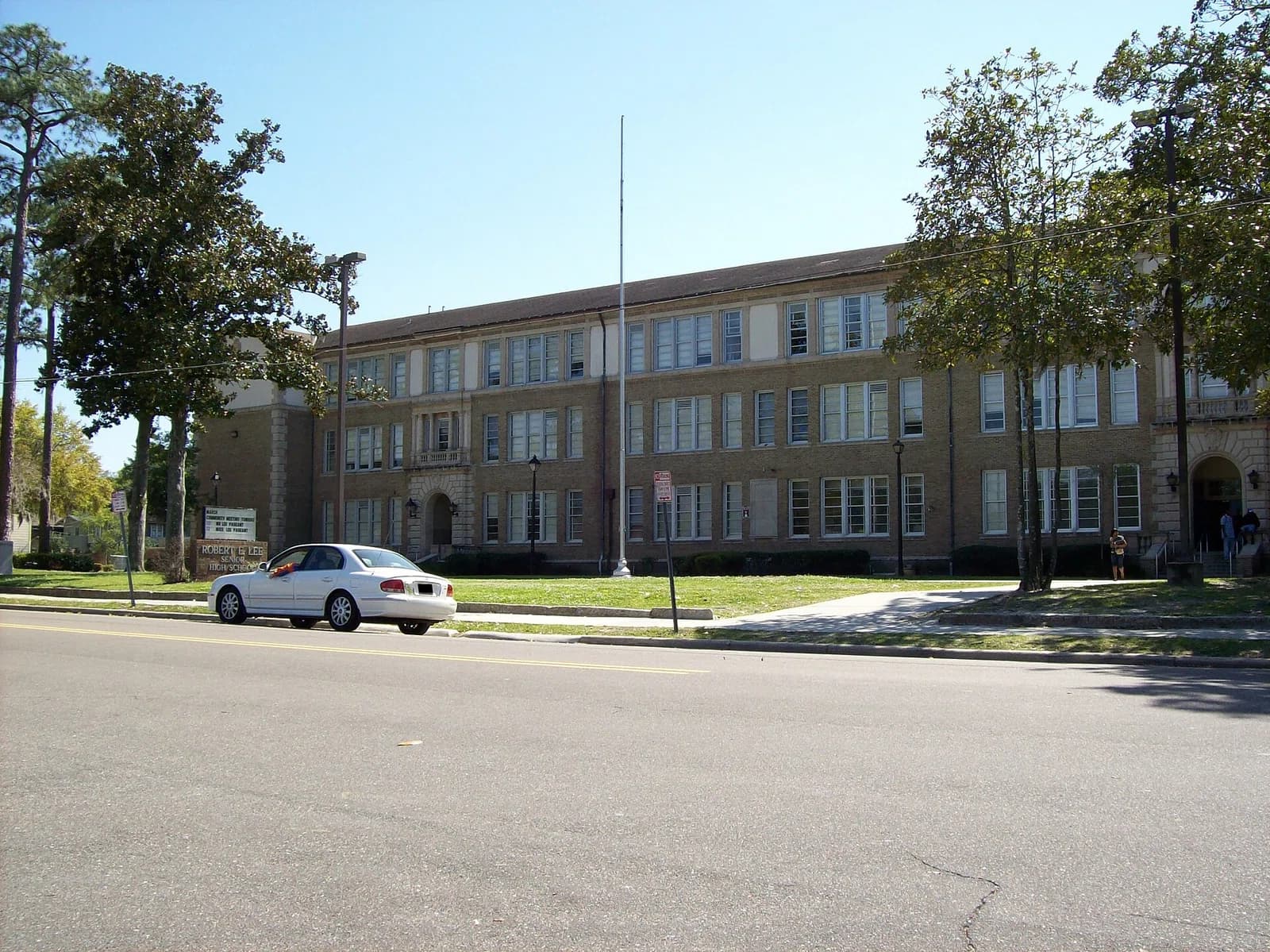 Riverside High School